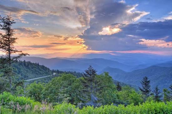 Charlottesville and Blue Ridge scenic view 3